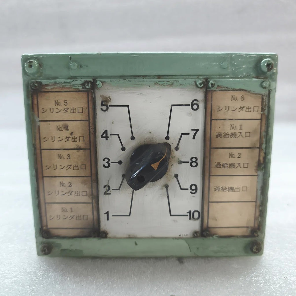 Marine ENGINE CYLINDER EXHAUST GAS TEMPERATURE Selector Switch Indicator Panel