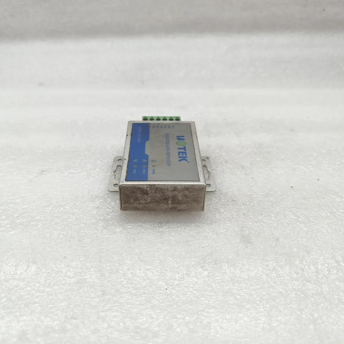 UOTEK UT-2209 ISOLATED DATA REPEATER