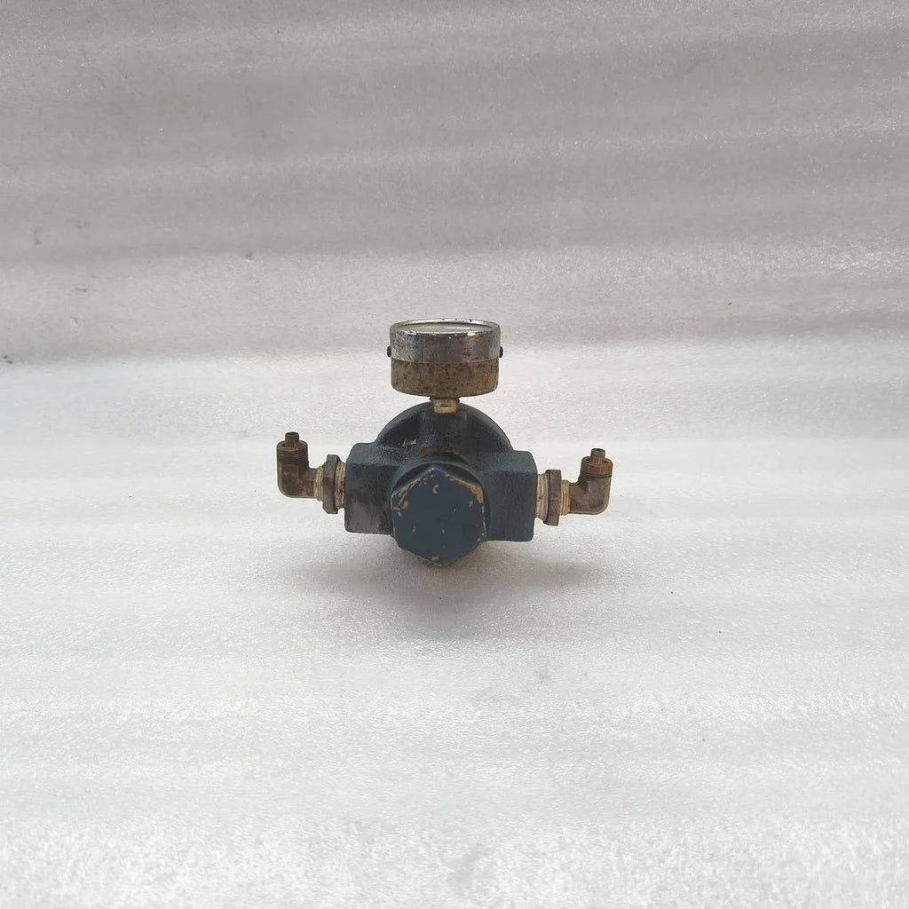 NABCO Reducing Valve RD-4 Primary Press. 9 kg/cm² Secondary Press. 0.5 kg/cm²