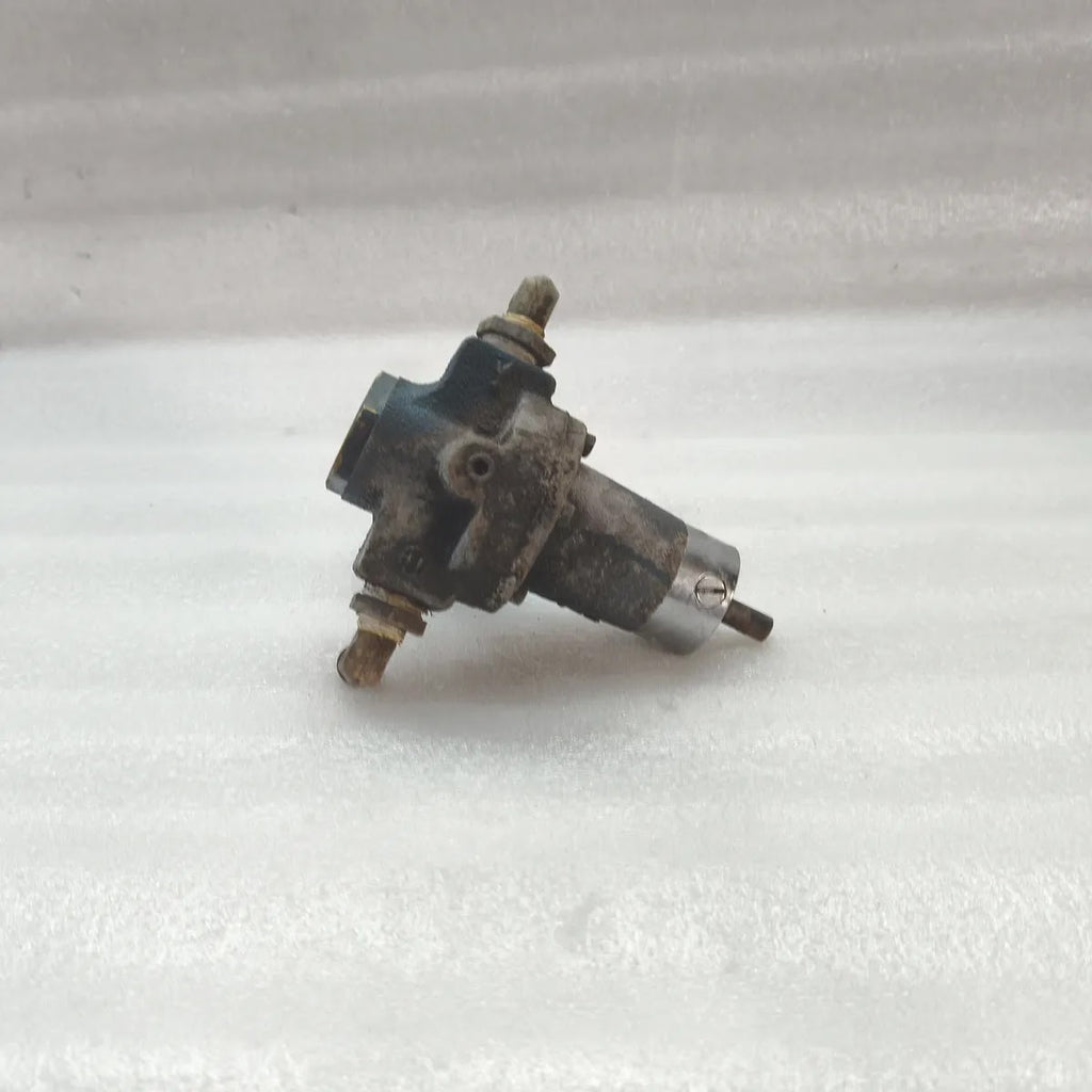 NABCO Reducing Valve RD-4 Primary Press. 9 kg/cm² Secondary Press. 0.5 kg/cm²