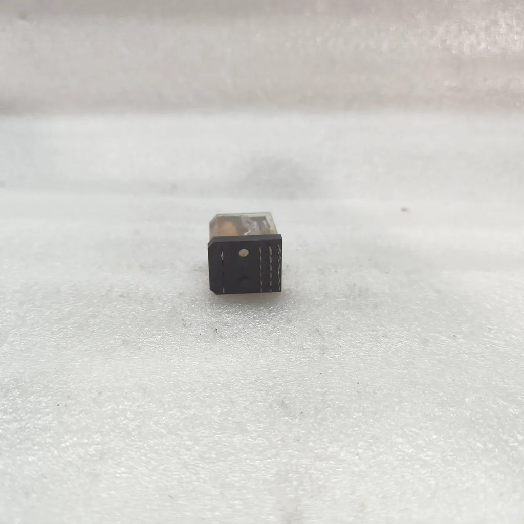 GENERAL ELECTRIC 493D MD2 024/6TA Relay