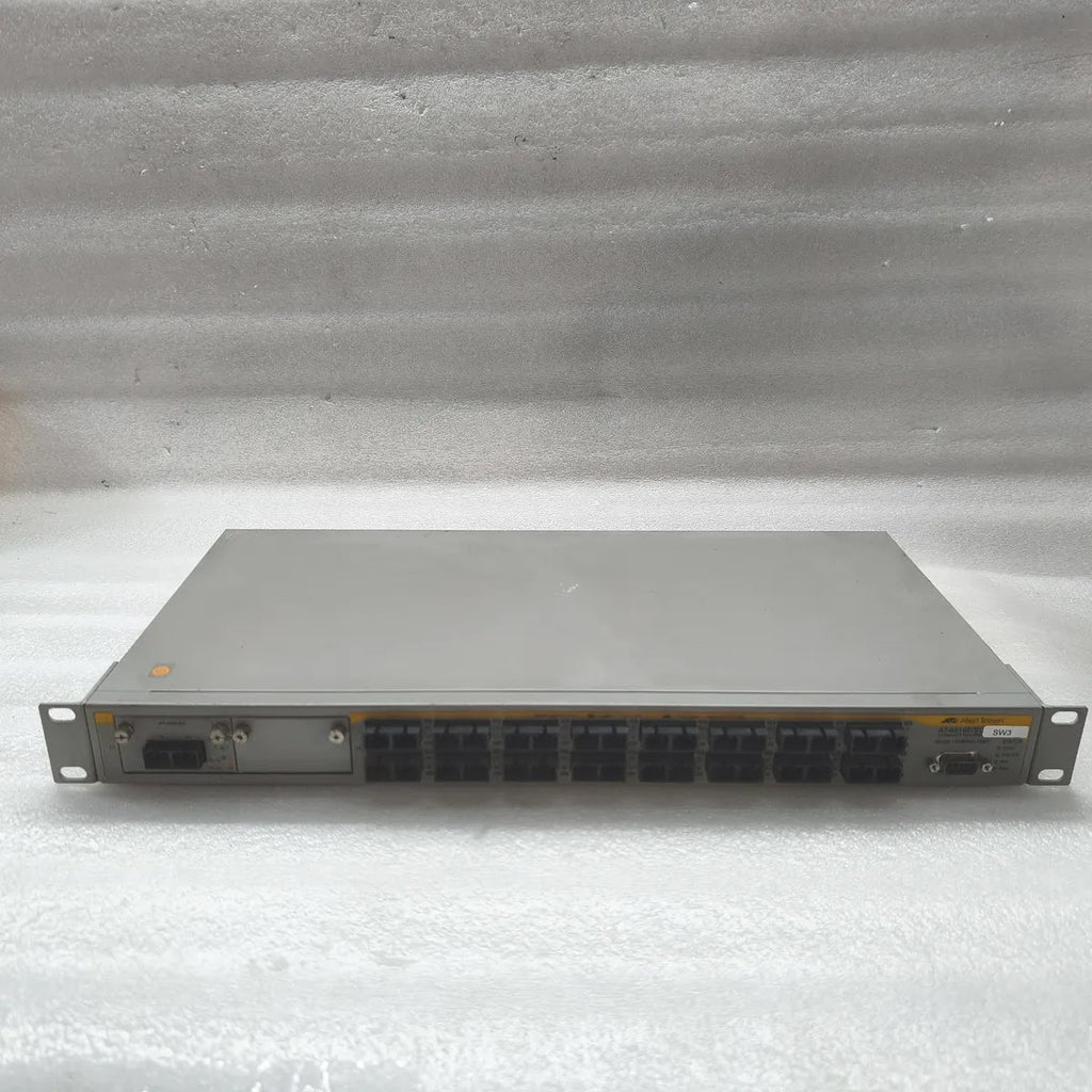 ALLIED TELESIS AT-8516F/SC 100Base-FX Fast Ethernet Switch RS-232 Terminal Port