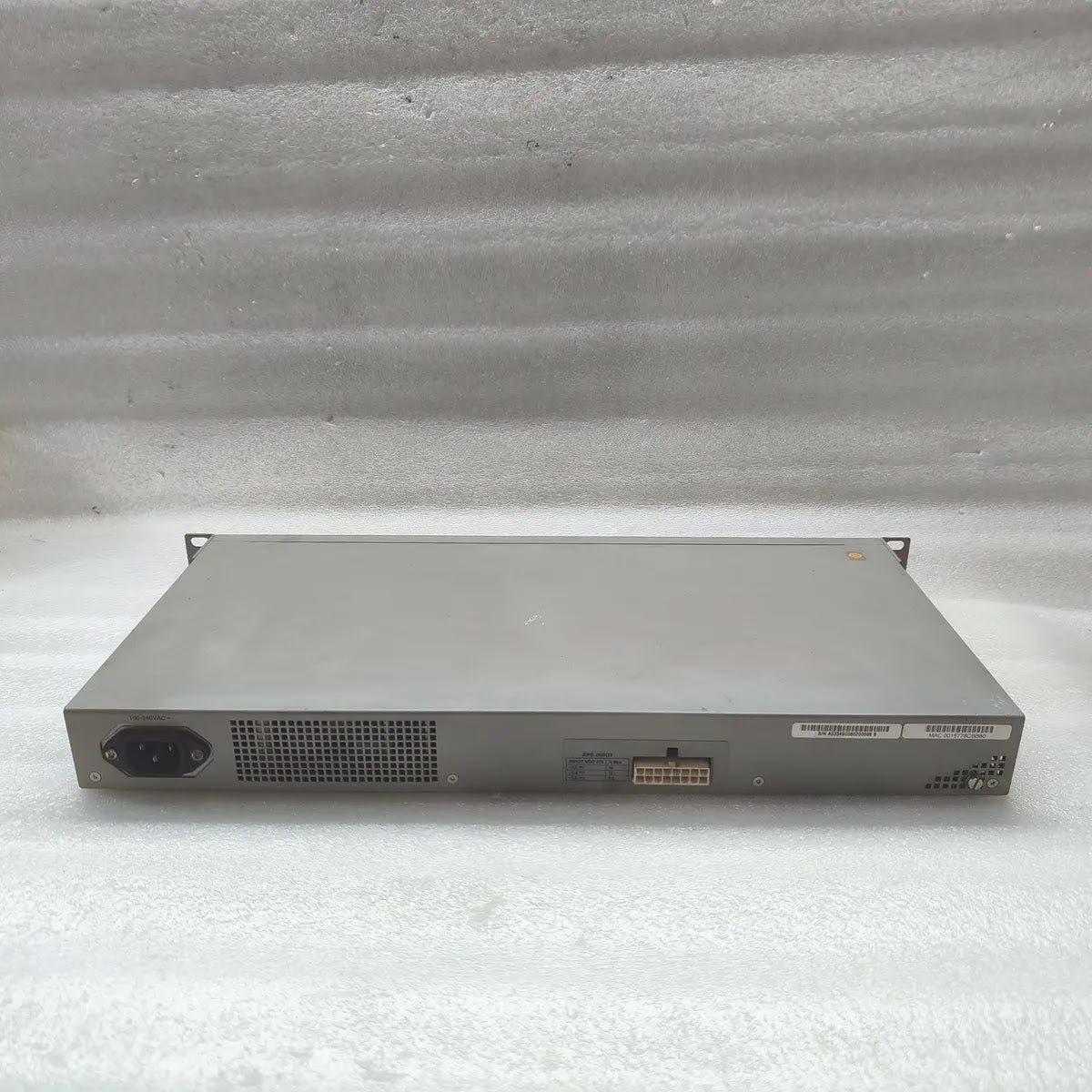 ALLIED TELESIS AT-8516F/SC 100Base-FX Fast Ethernet Switch RS-232 Terminal Port