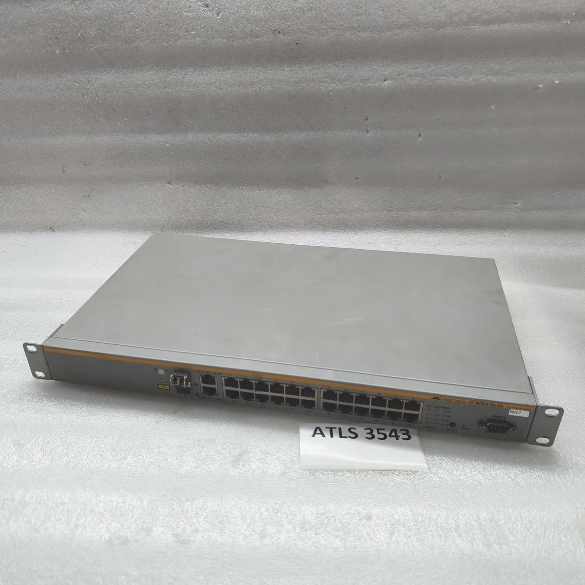 ALLIED TELESYN AT-8000S/24 Managed Ethernet Switch 100-240VAC 50-60Hz 1.5A