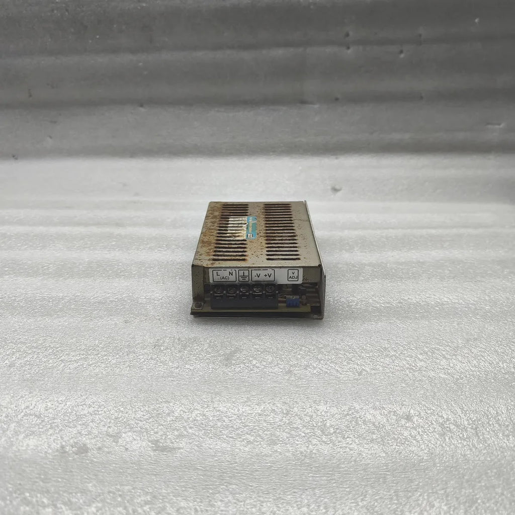 ESSEN EPS-60-24 DC Power Supply INPUT 85-270V AC OUTPUT +24VDC 2.5A