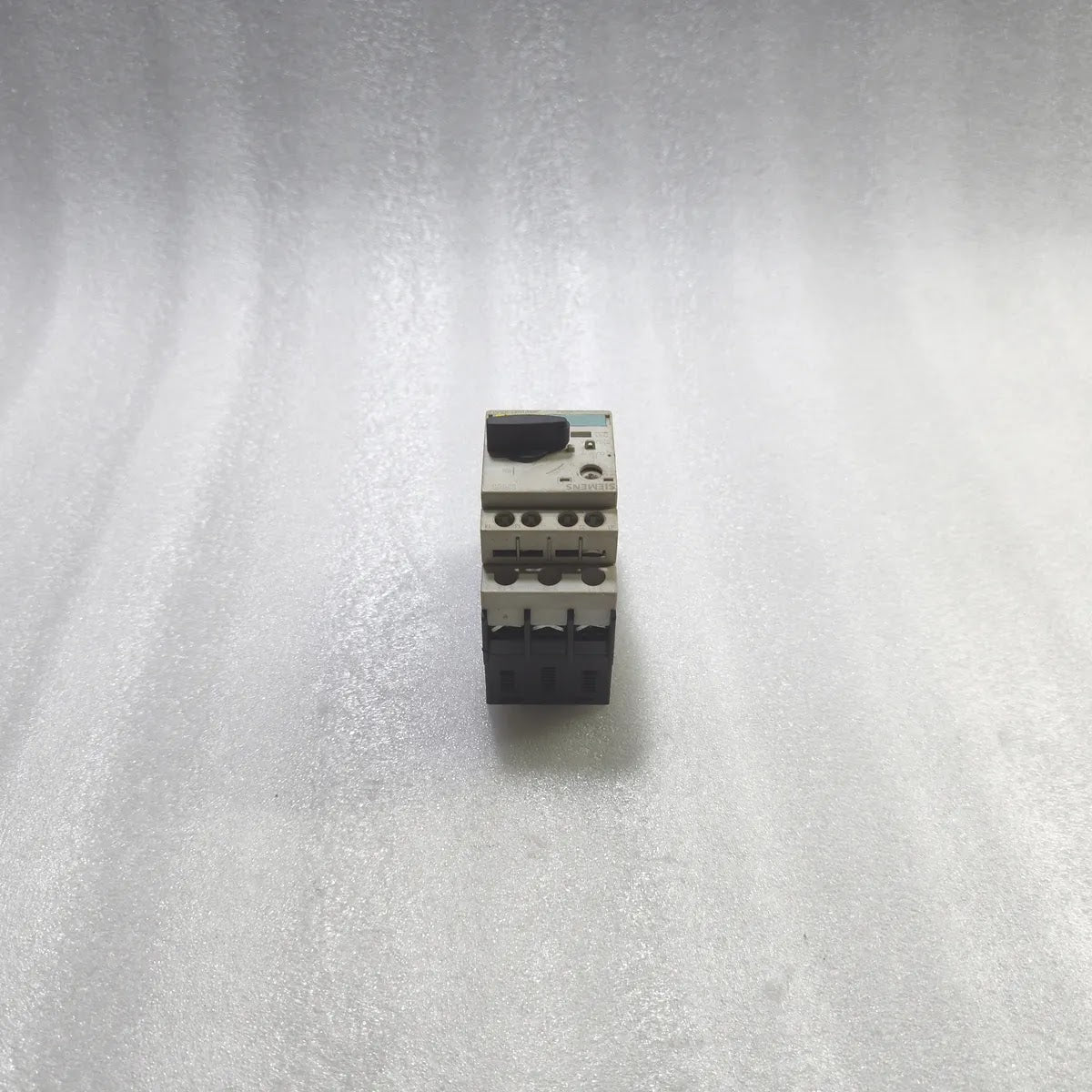 SIEMENS 3RV1021-4BA15 SIRIUS Motor Starter Protector 14-20A 690V 50kA CLASS 10
