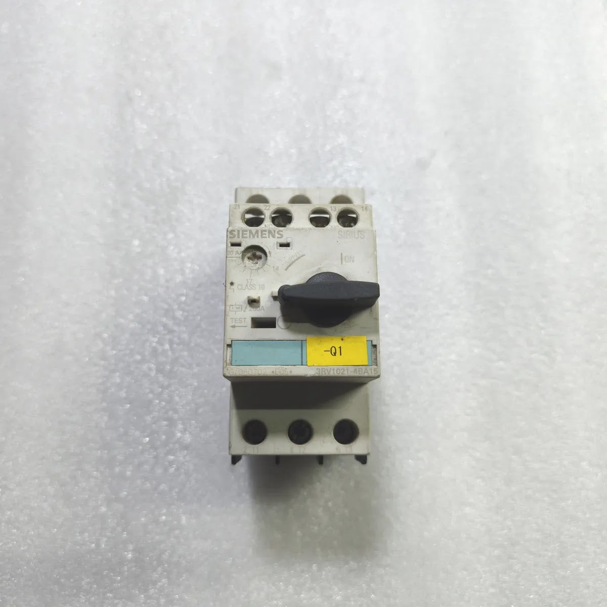 SIEMENS 3RV1021-4BA15 SIRIUS Motor Starter Protector 14-20A 690V 50kA CLASS 10