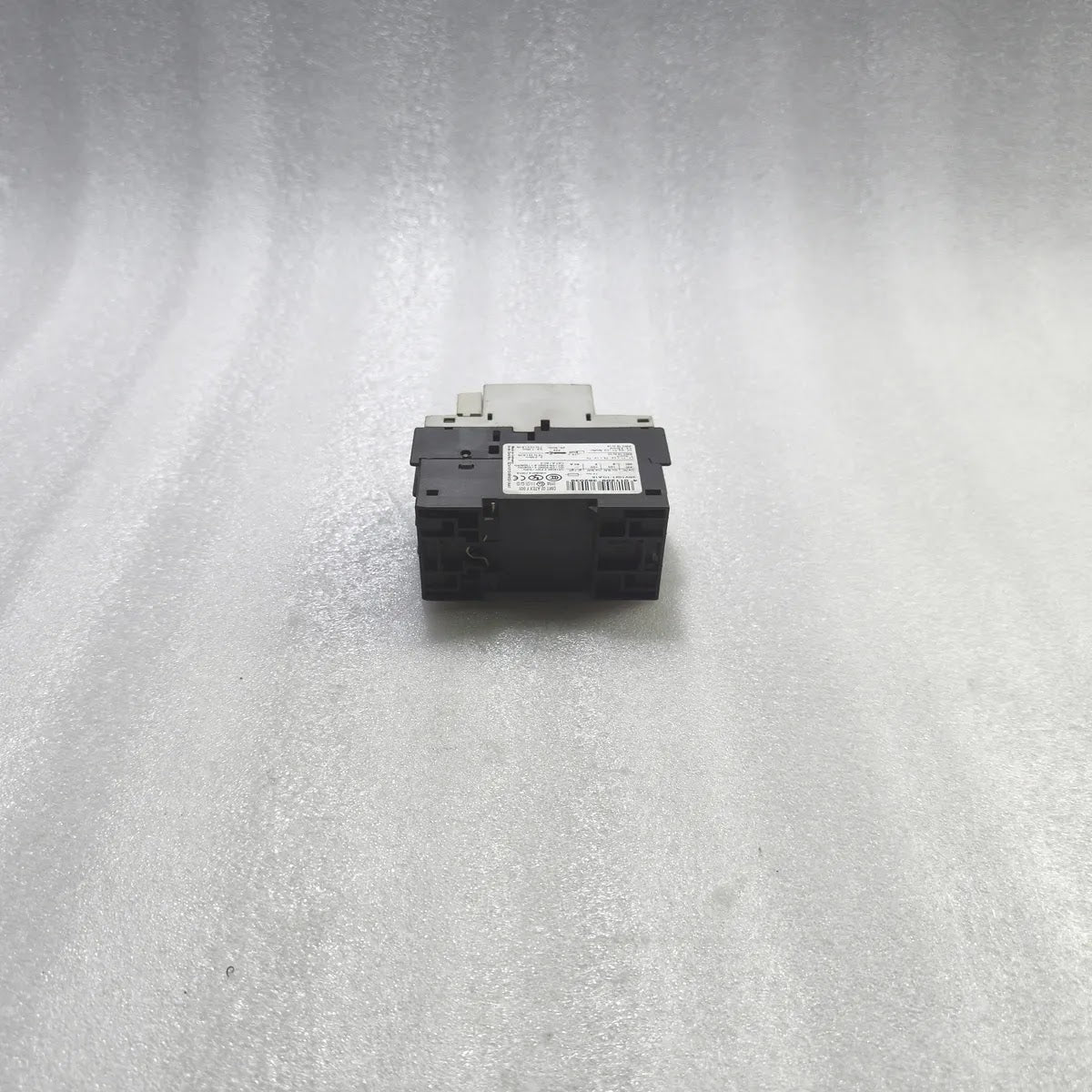 SIEMENS 3RV1021-1GA15 SIRIUS Motor Starter Protector 4.5-6.3A 690V 100kA CLASS