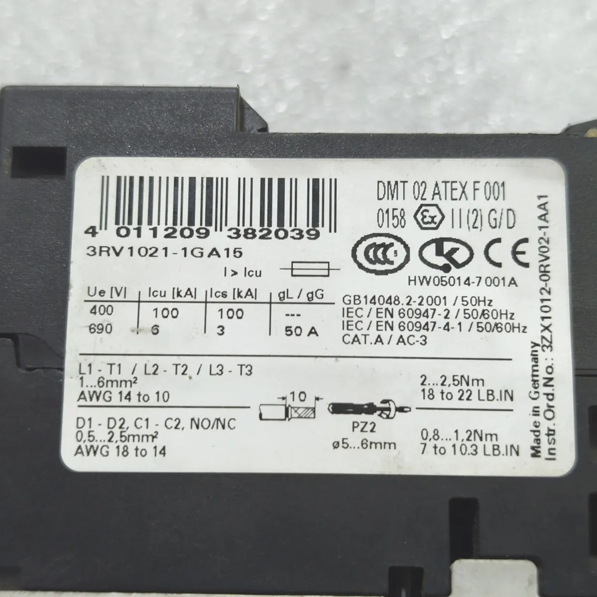 SIEMENS 3RV1021-1GA15 SIRIUS Motor Starter Protector 4.5-6.3A 690V 100kA CLASS