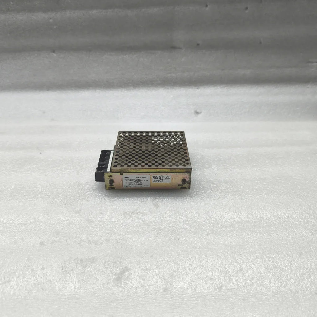 TDK FAW05-3R0 POWER SUPPLY AC INPUT 100-240V 0.4A DC OUTPUT 5V 3.0A 50-60Hz