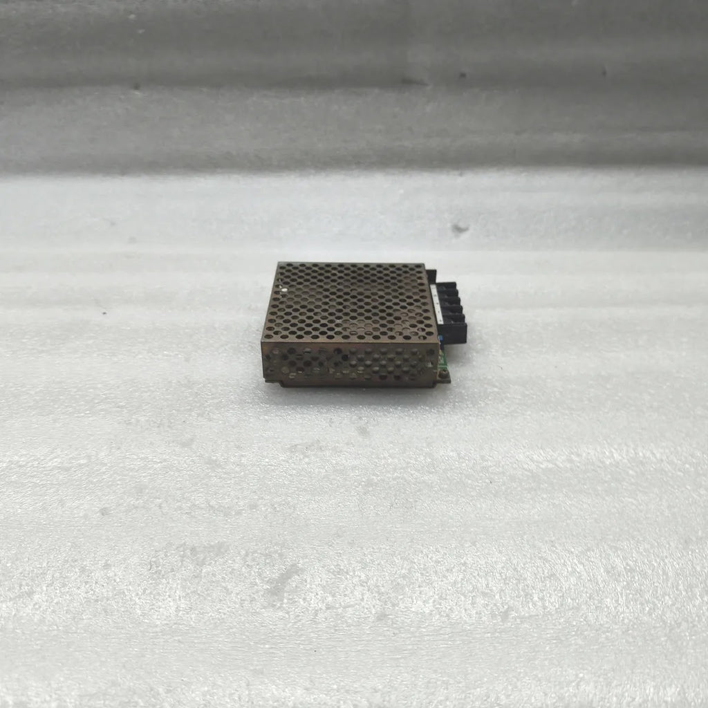 TDK FAW05-3R0 POWER SUPPLY AC INPUT 100-240V 0.4A DC OUTPUT 5V 3.0A 50-60Hz