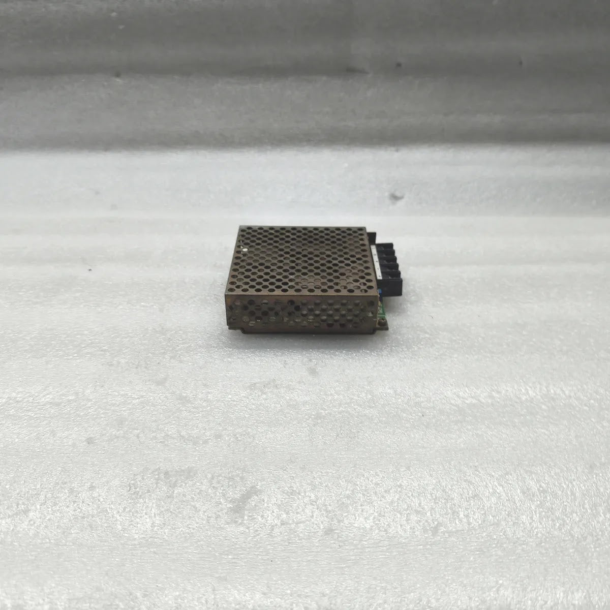 TDK FAW05-3R0 POWER SUPPLY AC INPUT 100-240V 0.4A DC OUTPUT 5V 3.0A 50-60Hz