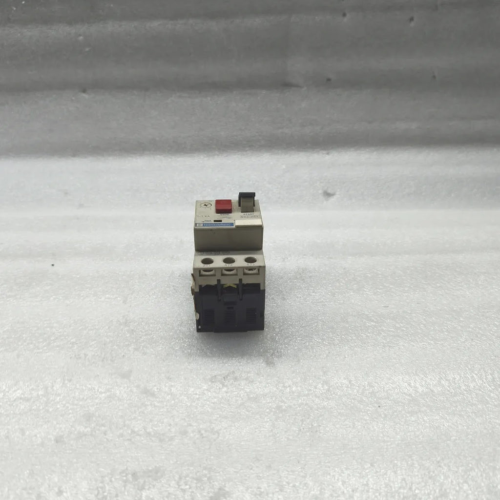 TELEMECANIQUE GV2-M06 Motor Circuit Breaker 1-1.6A 690V 50/60Hz 3-Pole