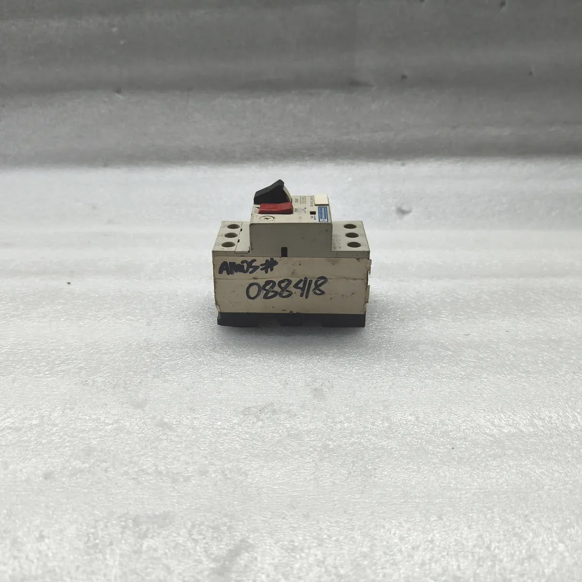 TELEMECANIQUE GV2-M06 Motor Circuit Breaker 1-1.6A 690V 50/60Hz 3-Pole