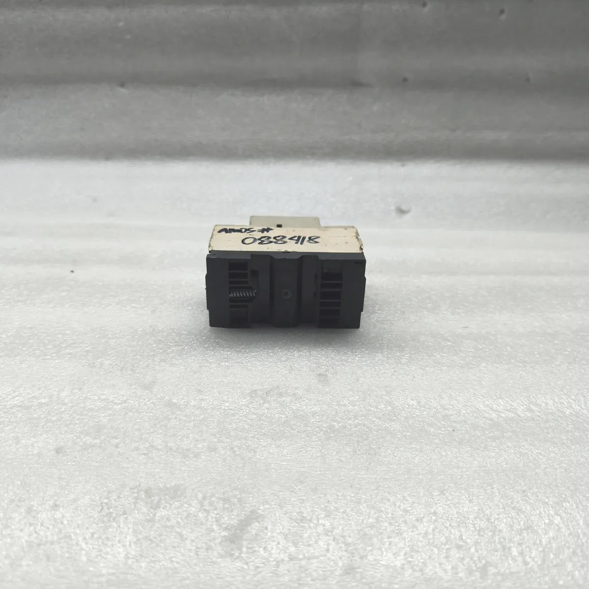TELEMECANIQUE GV2-M06 Motor Circuit Breaker 1-1.6A 690V 50/60Hz 3-Pole
