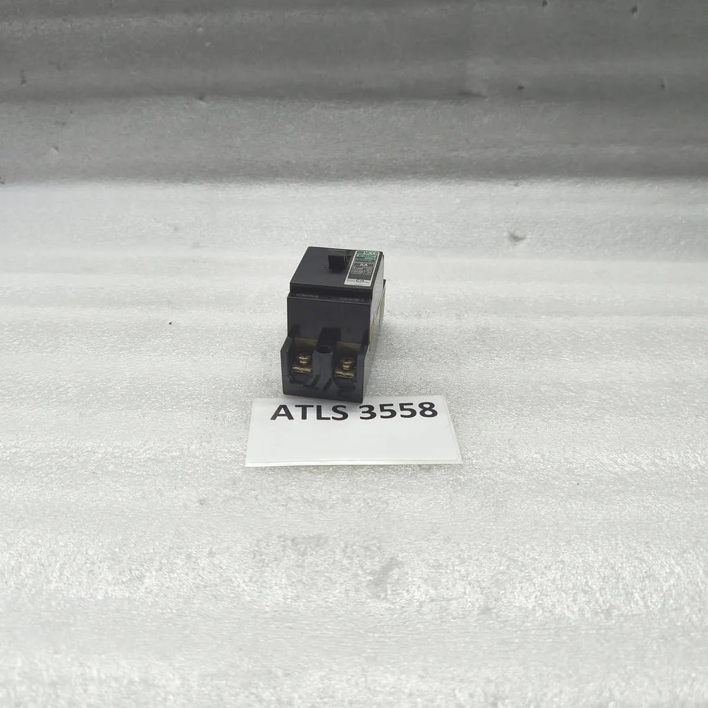 TOSHIBA E30C MCCB 2-POLE 5A 220VAC 2.5kA Molded Case Circuit Breaker