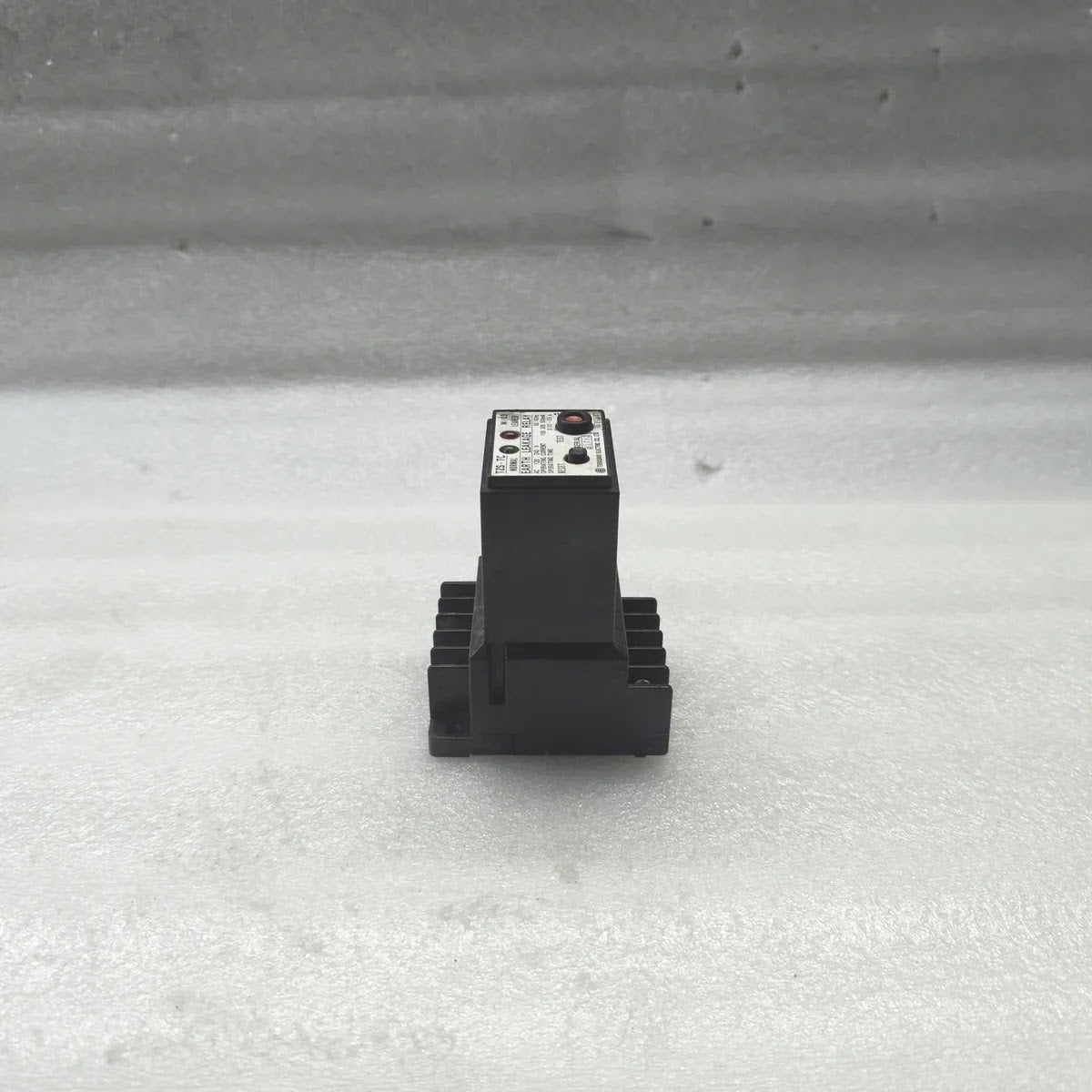 TERASAKI ELECTRIC TZS-TC M/0.3 EARTH LEAKAGE RELAY AC 120/240V 50/60Hz
