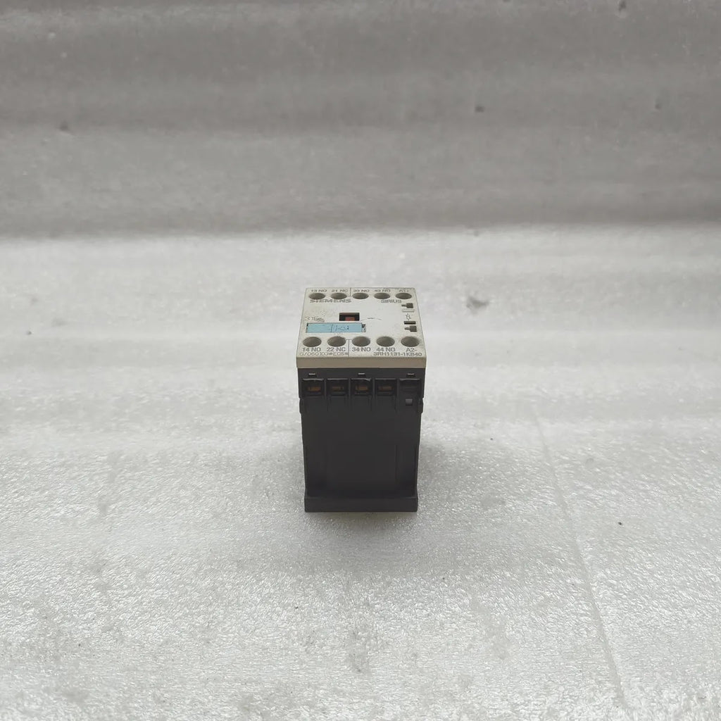 SIEMENS 3RH1131-1KB40 SIRIUS Auxiliary Contactor 10A 600V AC DC 17-30V 3NO 1NC