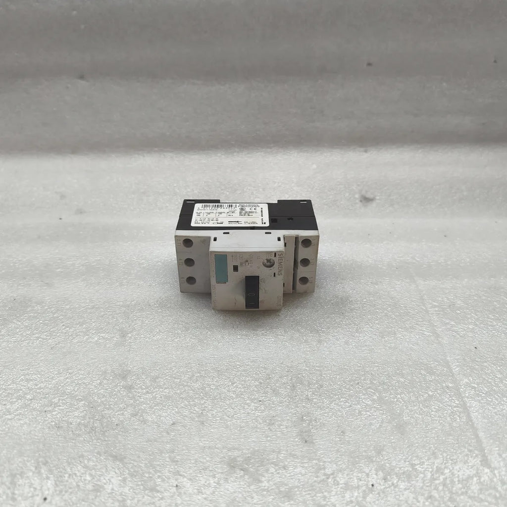 SIEMENS 3RV1011-1CA10 Motor Circuit Breaker 1.8-2.5A 690V 100kA 3-Pole SIRIUS