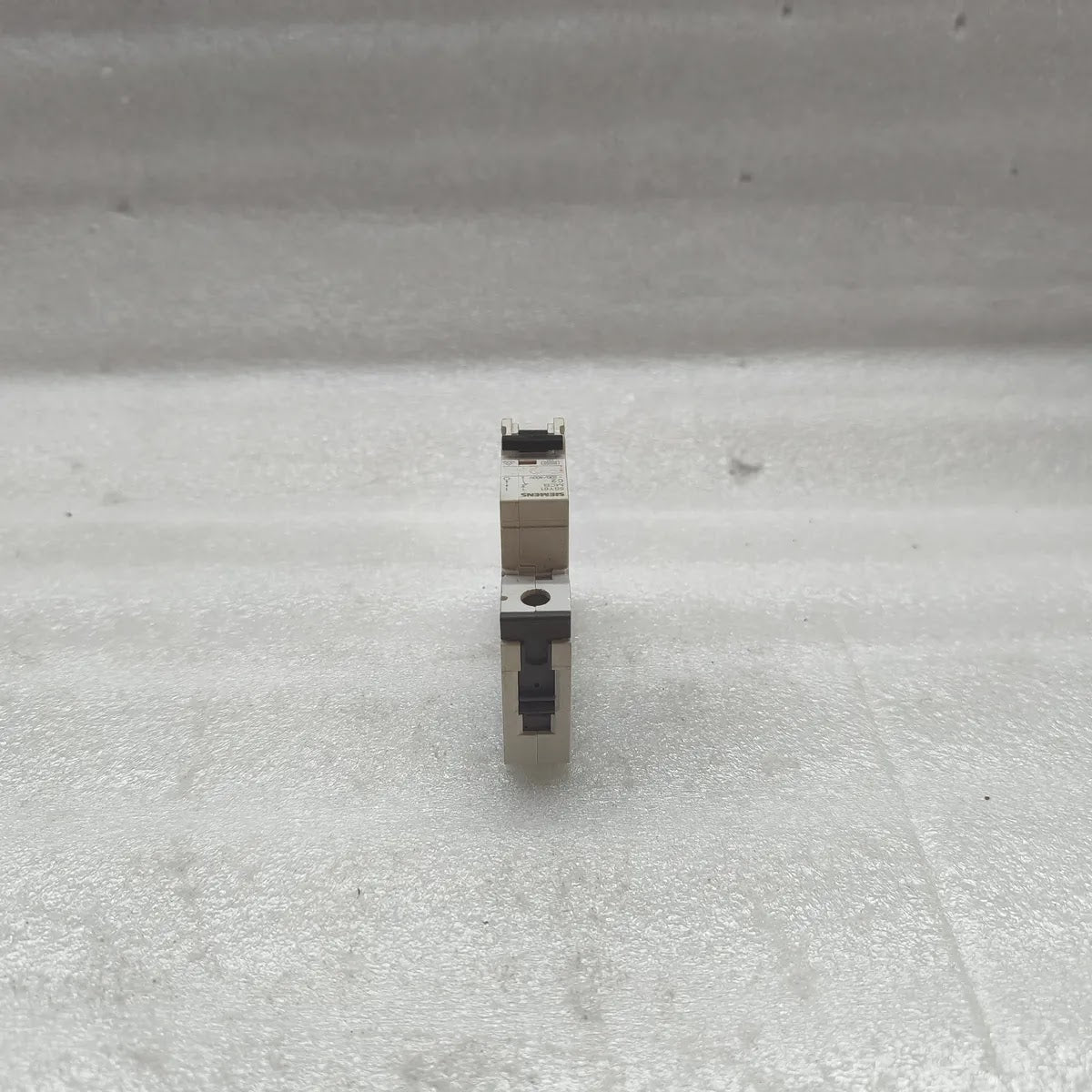 SIEMENS 5SY6102-7 MCB MINIATURE CIRCUIT BREAKER 5SY61 C2 230/400V 1 POLE 30kA