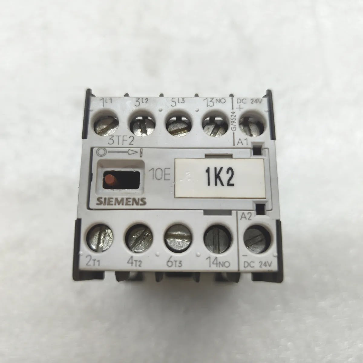 SIEMENS 3TF2810-0BB4 Mini Contactor 3-Pole 16A DC 24V Coil 1NO