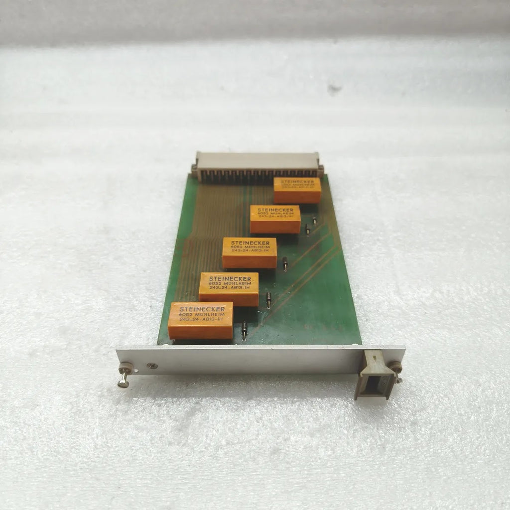 STEINECKER PCB RELAY CARD 243-24-A813-1H 6052 MÜHLHEIM