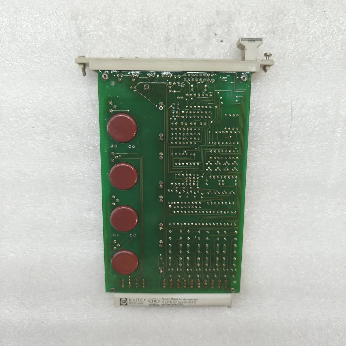 PEPPERL+FUCHS EG4-R 4-CHANNEL RELAY OUTPUT MODULE ATEX PTB 00 ATEX 2210 Ex ia