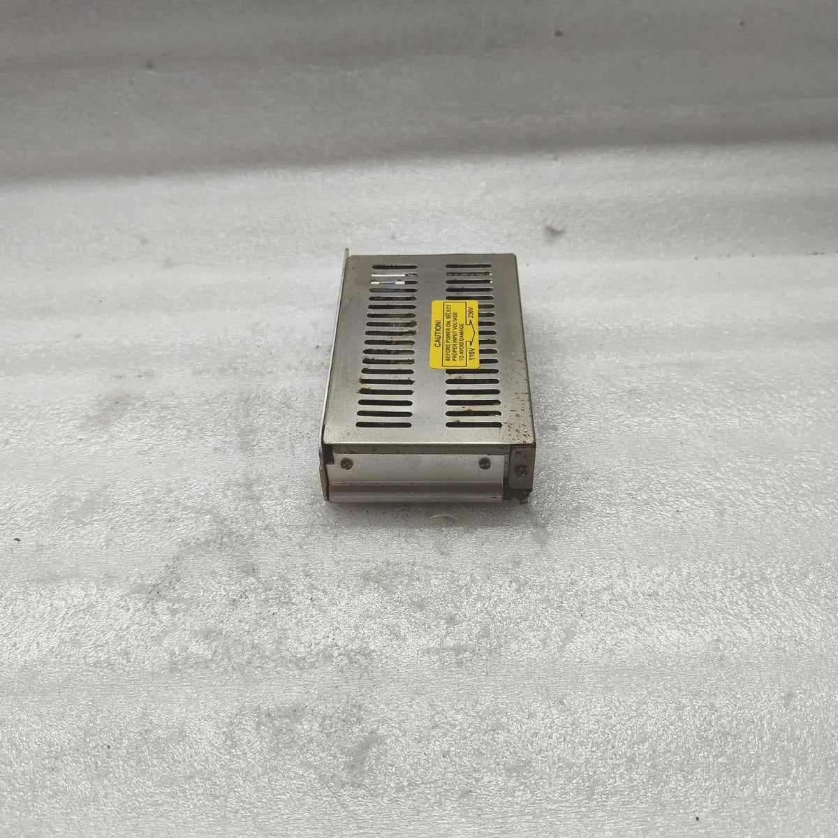 ESSEN DEINKI EPS-60-24 Switching Power Supply 85-270V AC INPUT +24VDC 2.5A