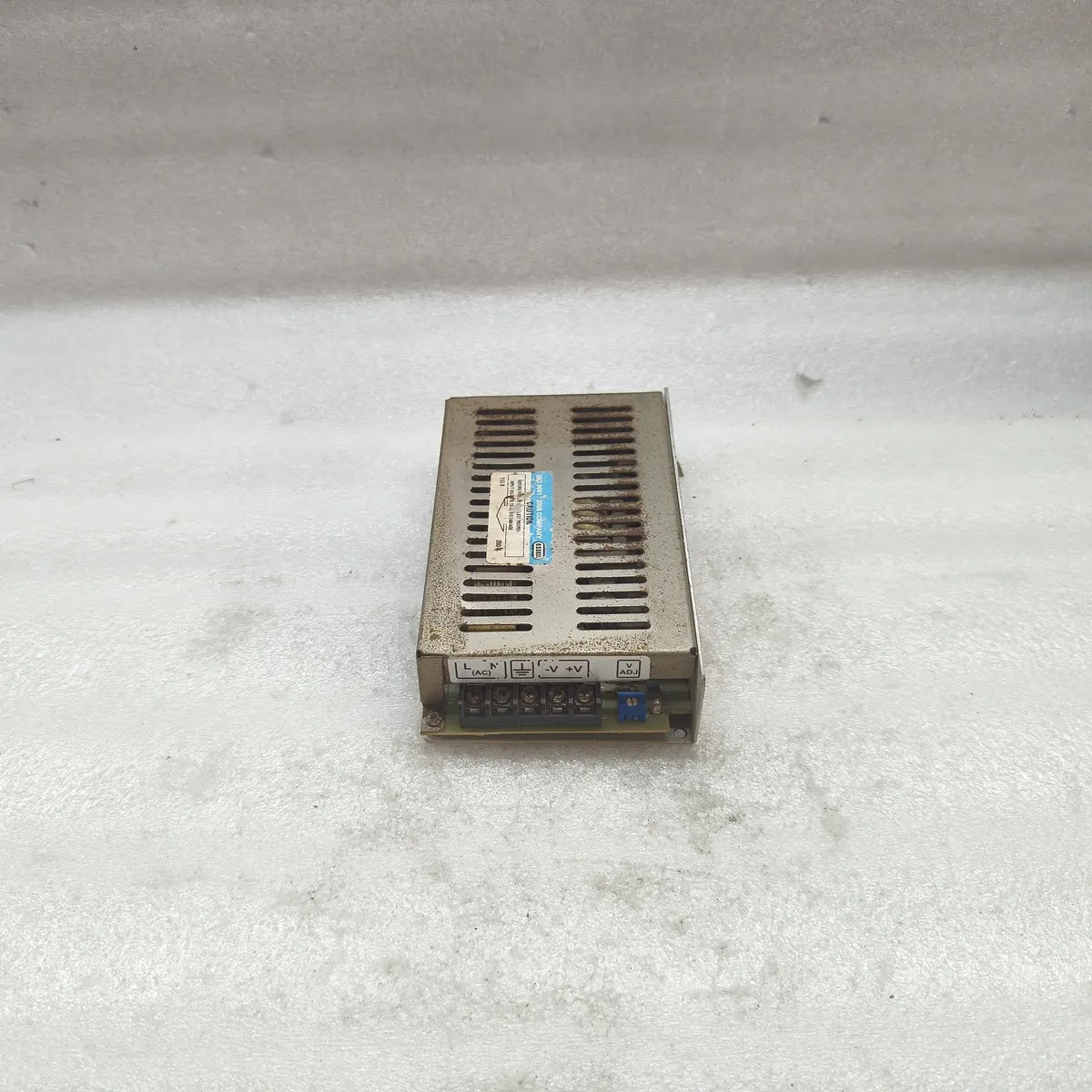 ESSEN DEINKI EPS-60-24 Switching Power Supply 110/230V AC Input +24 VDC 2.5A