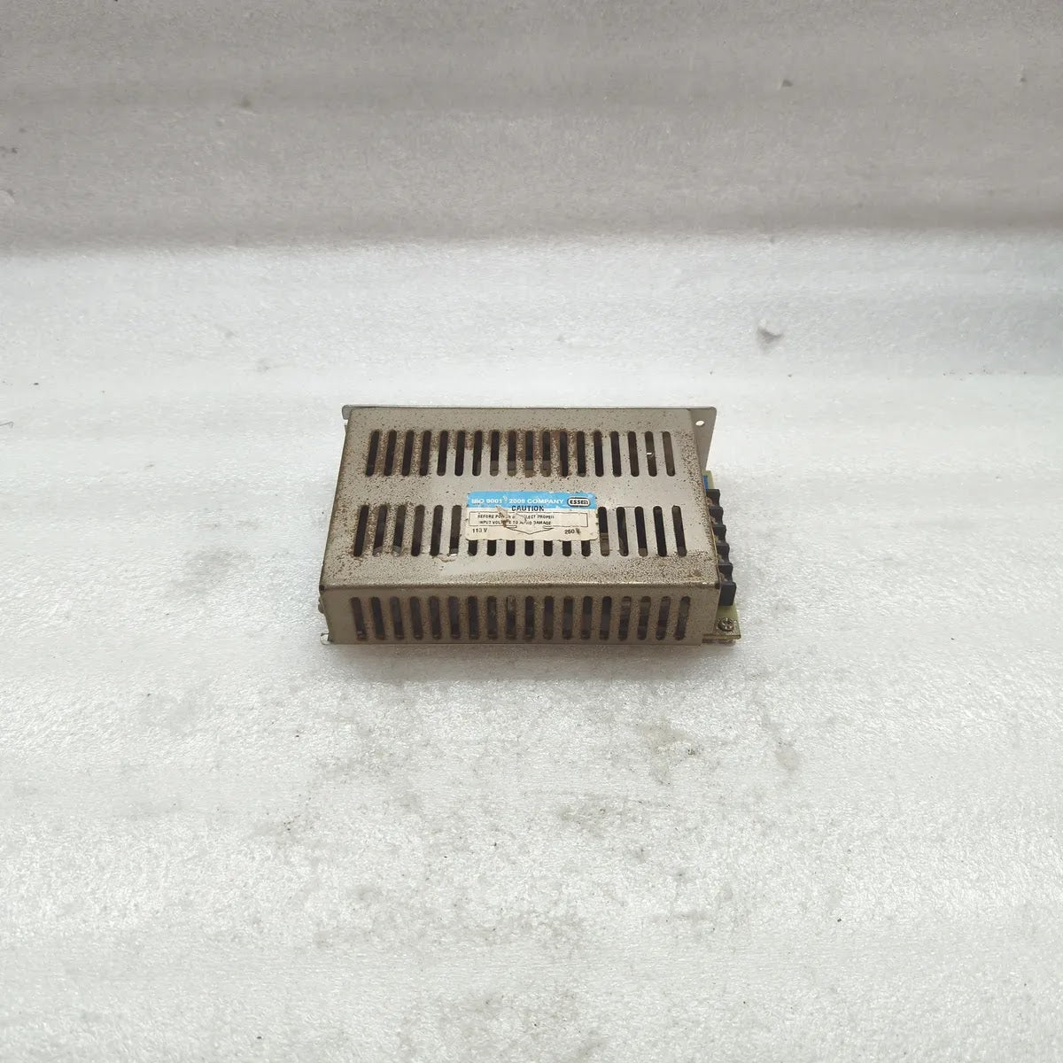 ESSEN DEINKI EPS-60-24 Switching Power Supply 110/230V AC Input +24 VDC 2.5A