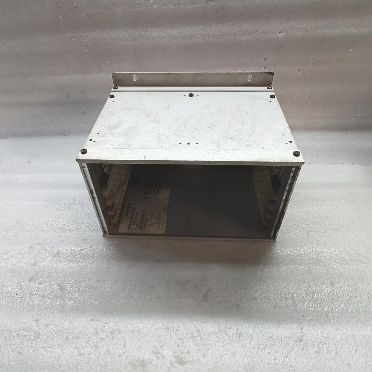 SIEMENS 9AB4141-4FE CR930 MODULE RACK CHASSIS CARD CAGE