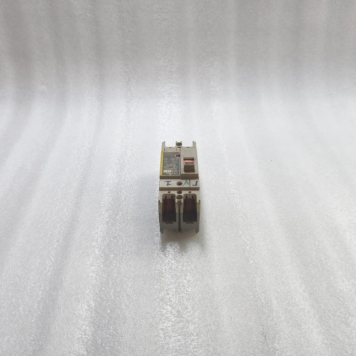 DONG-A ELECTRIC DB32Sb MCCB 2-POLE 15A 30AF AC 460V 5kA/ AC 220V 10kA Circuit