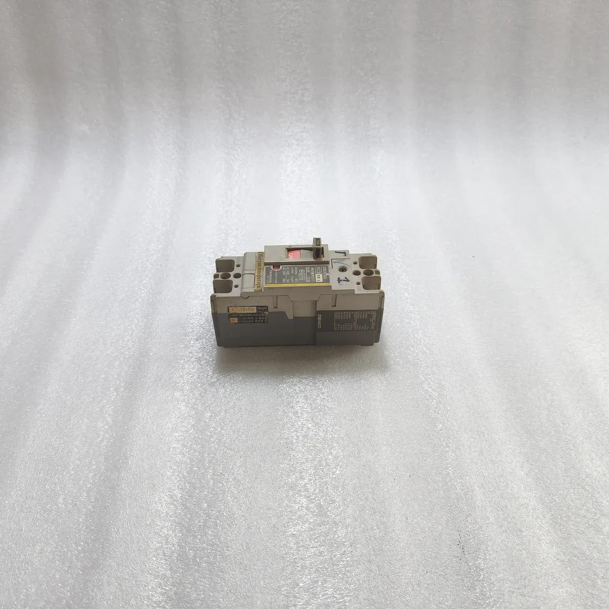 DONG-A ELECTRIC DB32Sb MCCB 2-POLE 15A 30AF AC 460V 5kA/ AC 220V 10kA Circuit