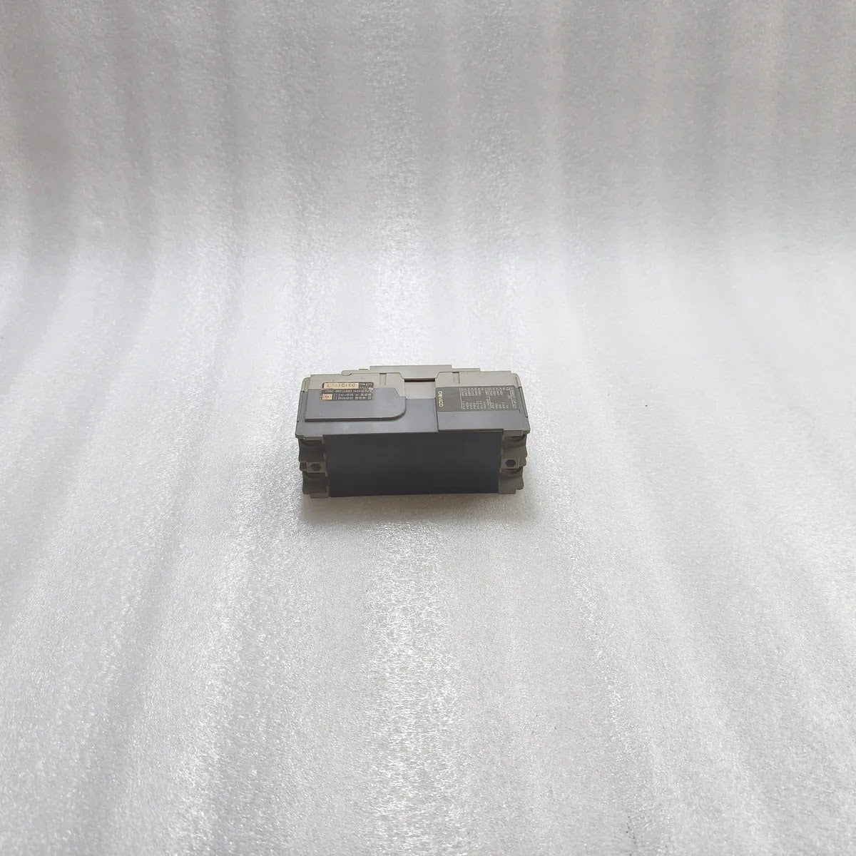 DONG-A ELECTRIC DB32Sb MCCB 2-POLE 15A 30AF AC 460V 5kA/ AC 220V 10kA Circuit