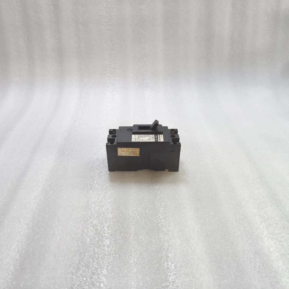 KUMSUNG ABS 32 Molded Case Circuit Breaker 2Pole 10A AC600V 30AF