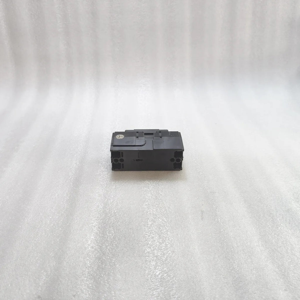 MITSUBISHI NF30-SP No-Fuse Breaker 3A 2P AC220V I.C. 5kA 600VAC 50-60Hz