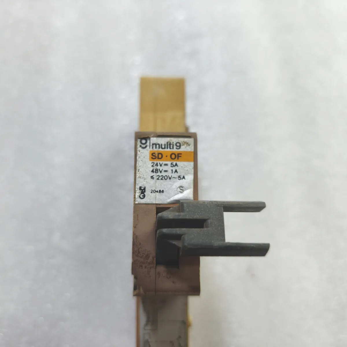 Merlin Gerin multi9 SD·OF Auxiliary Contact Block 24V= 5A 48V= 1A ≤220V~ 5A