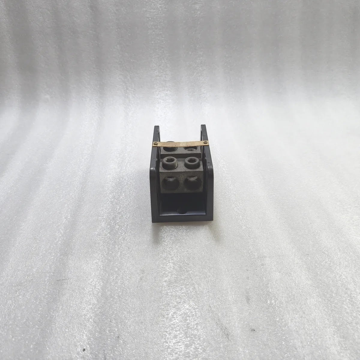 ALLEN-BRADLEY 1492-BG Power Distribution Block 600V 760A CU 620A AL 500 MCM