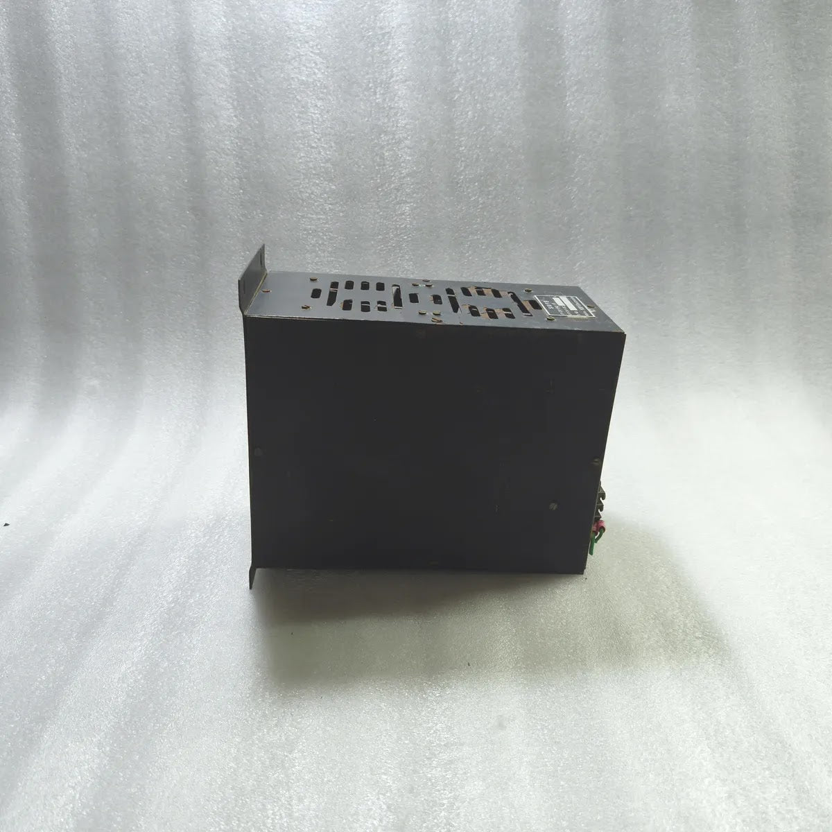 NHP ELECTRONICS SMPS SWITCHED MODE POWER SUPPLY 230V AC INPUT 24V DC 20A OUTPUT