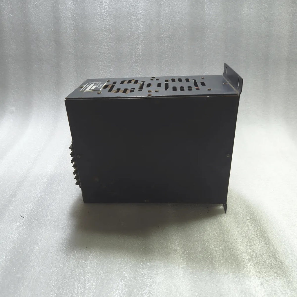 NHP ELECTRONICS SMPS SWITCHED MODE POWER SUPPLY 230V AC INPUT 24V DC 20A OUTPUT