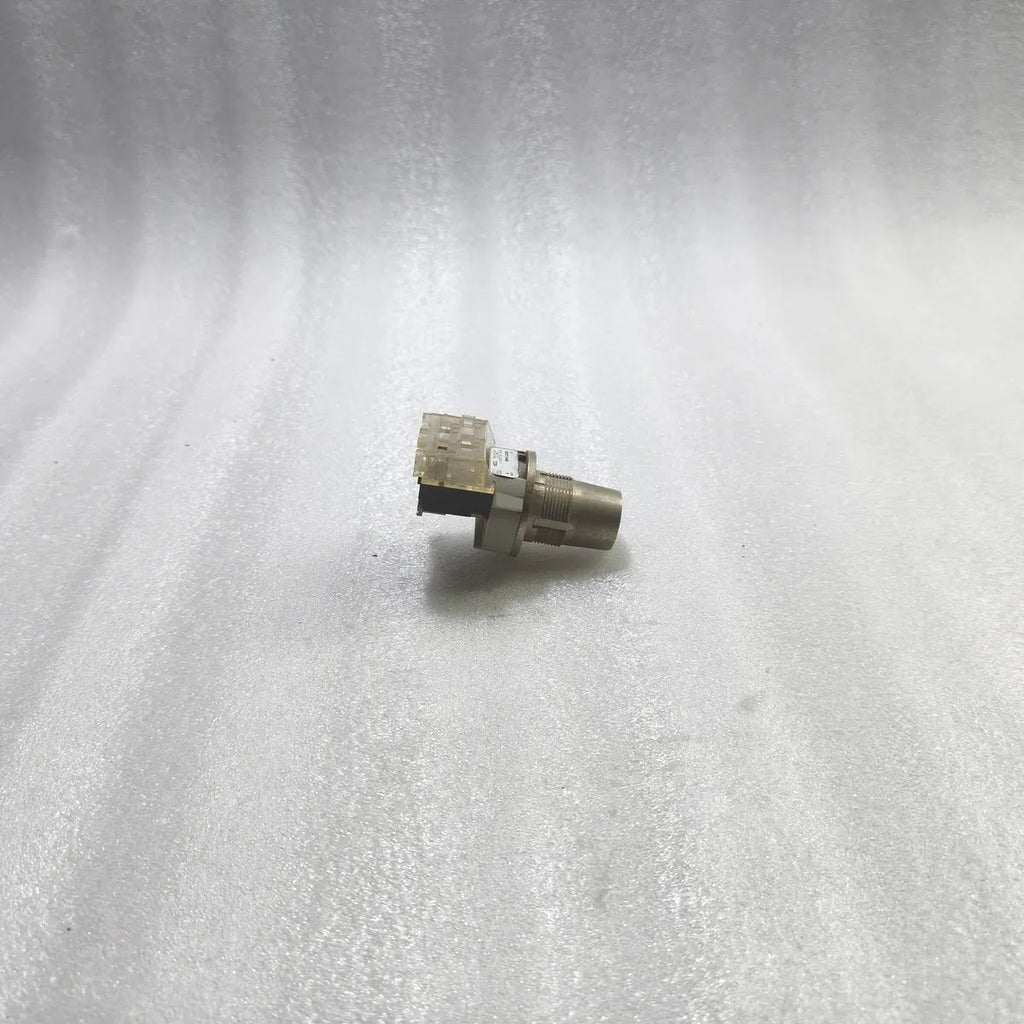 A BRADLEY 800T-H48 KEY SELECT SWITCH SER T NEMA TYPE 4,13 TZ9 WITHOUT KEY