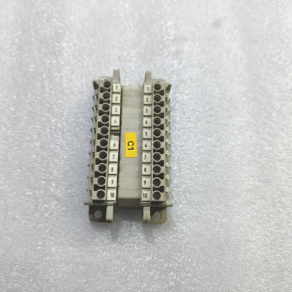 20-POLE RECTANGULAR HEAVY-DUTY CONNECTOR FEMALE INSERT 2×10 NUMBERED CONTACTS