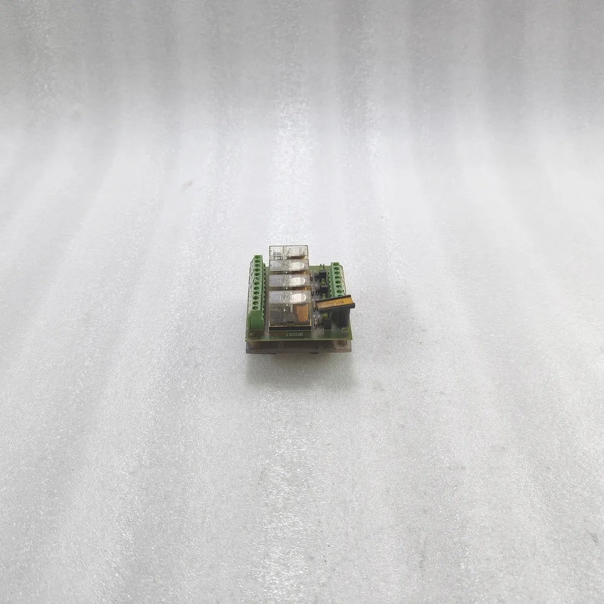 BOOST RP24D04-1CO-M Relay Interface Module 24VDC 4-Channel