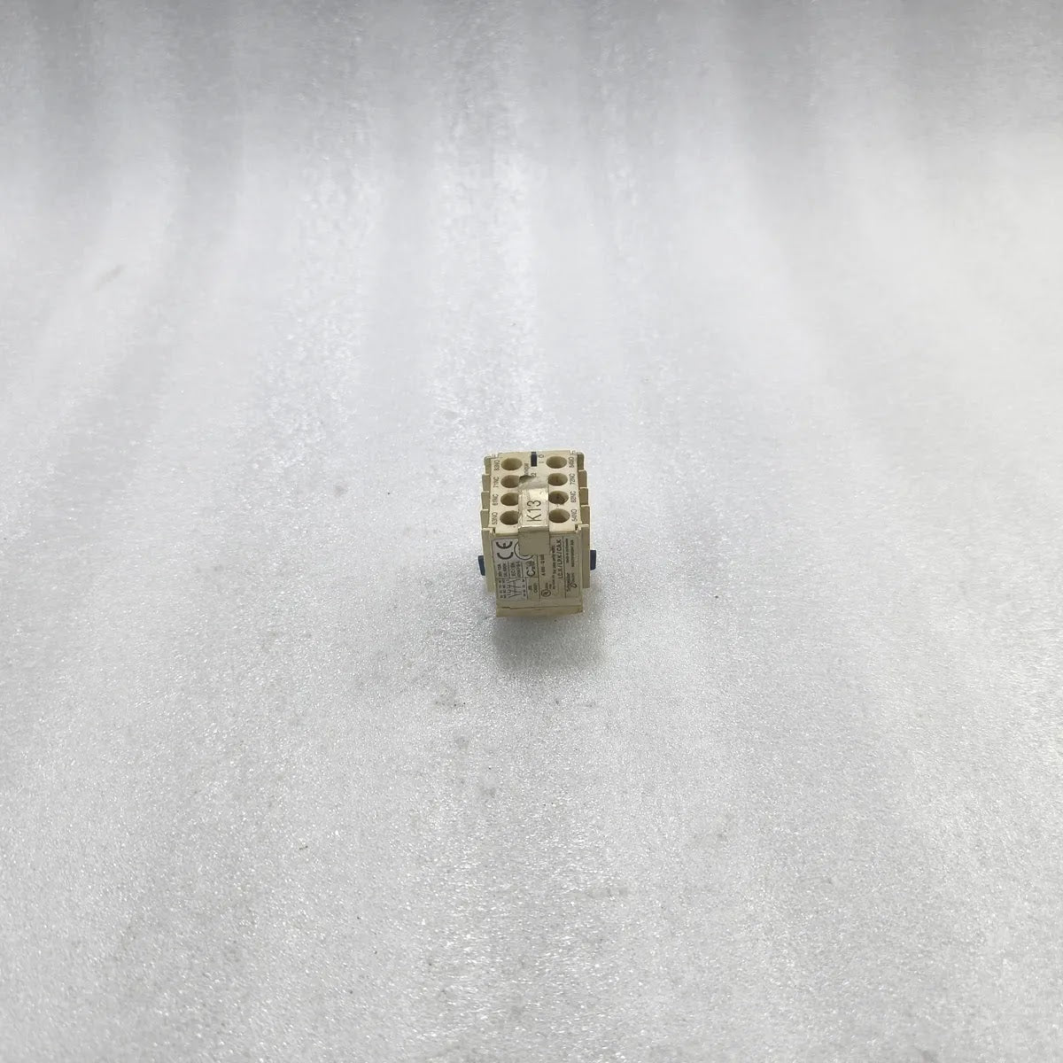 S Electric LA1KN22 Auxiliary Contact Block 2NO+2NC 10A 690V