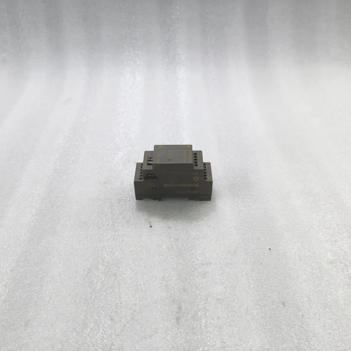 SIEMENS 6ED1055-1FB00-0BA1 LOGO! DM8 230R Expansion Module 115-240V 4DI/4DO