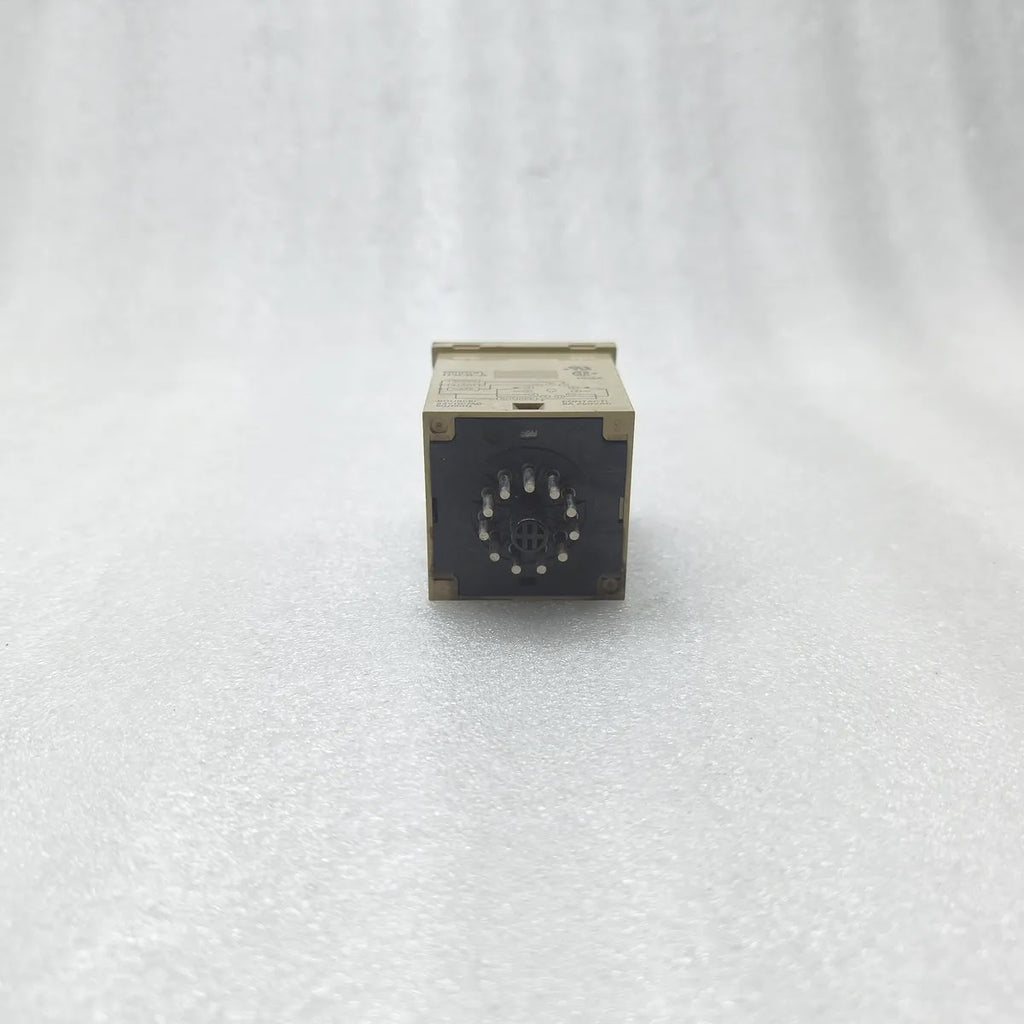 OMRON H3CR-A TIMER 24VDC/AC 50/60Hz CONTACT 5A 250VAC