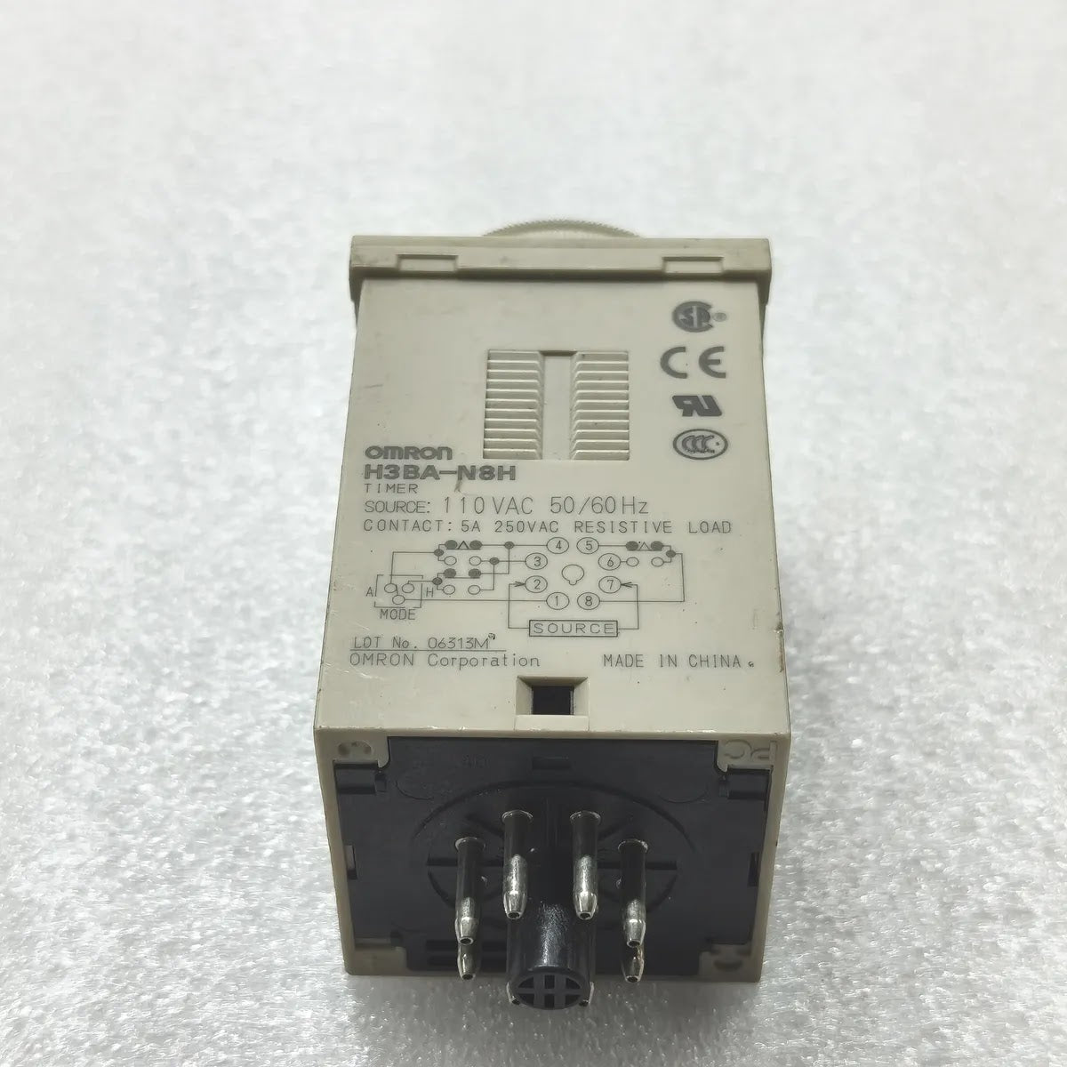 Omron H3BA-N8H Solid-State Timer 110V AC 50/60Hz 5A 250VAC 8-Pin Plug-In