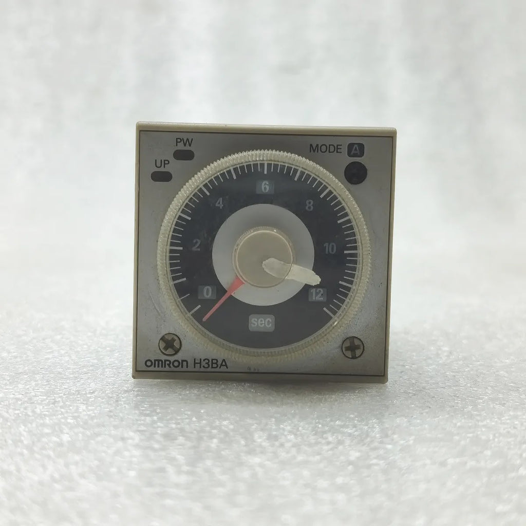 Omron H3BA-N8H Solid-State Timer 110V AC 50/60Hz 5A 250VAC 8-Pin Plug-In