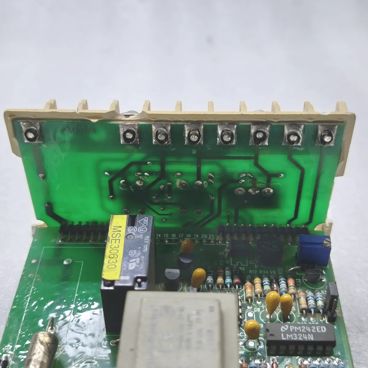 MHV/M-1200/ALC-M MAIN BOARD PCB REV. 9 220V Prim 24V Sec Control Relay Board