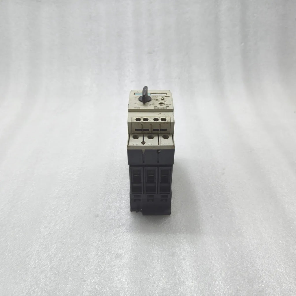 SIEMENS 3RV1031-4EA10 SIRIUS Motor Starter Protector 22-32A max 690V 50kA